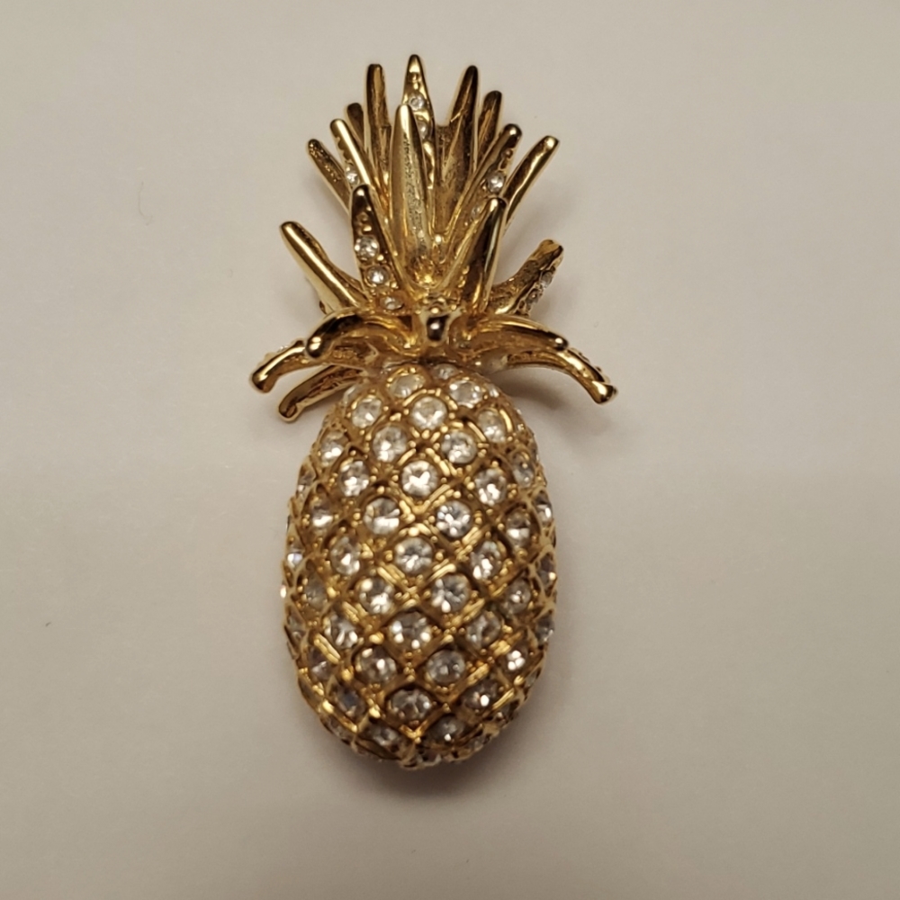 Goldtone Pineapple Brooch